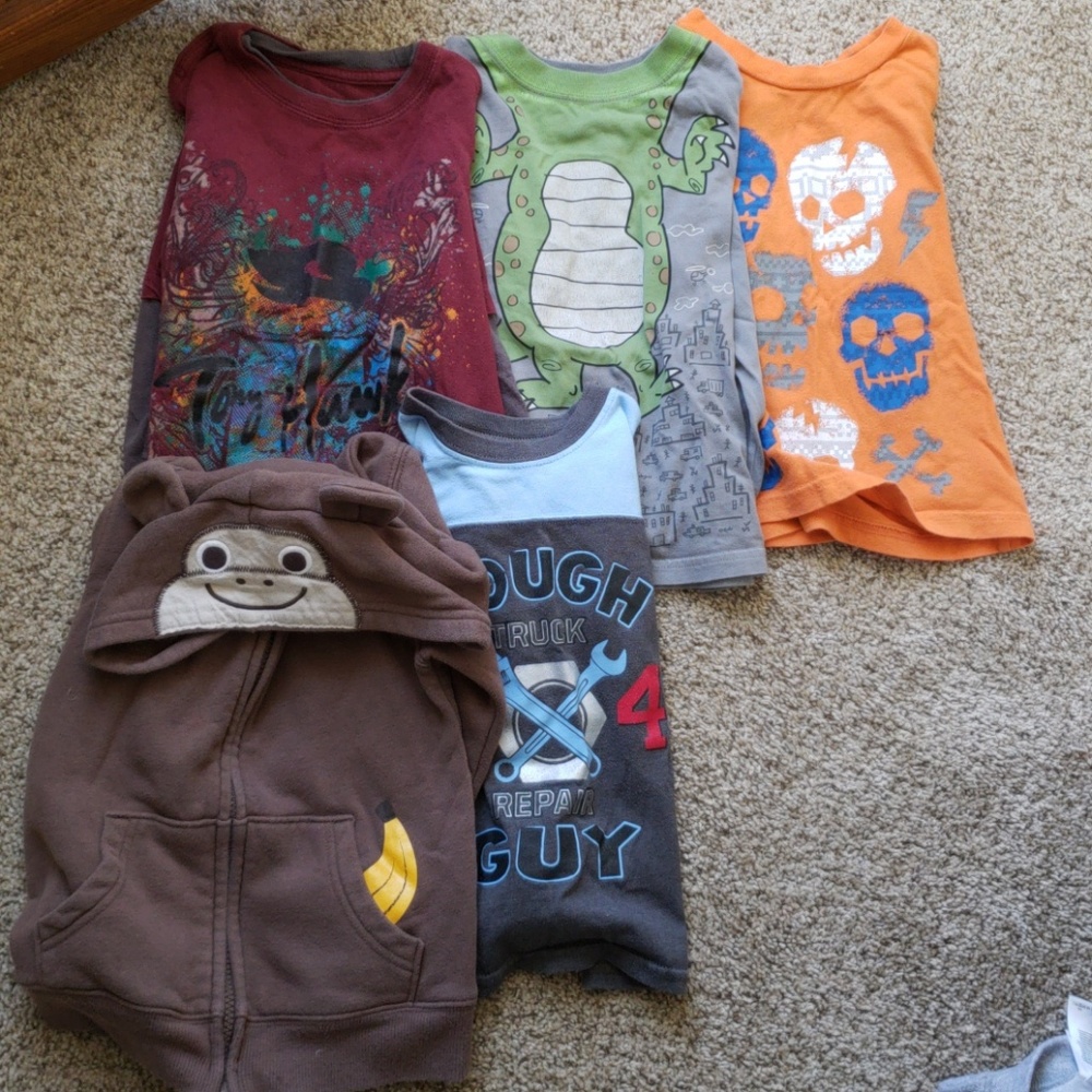 4T boys LONG SLEEVE shirts and 4 T sweatshirt